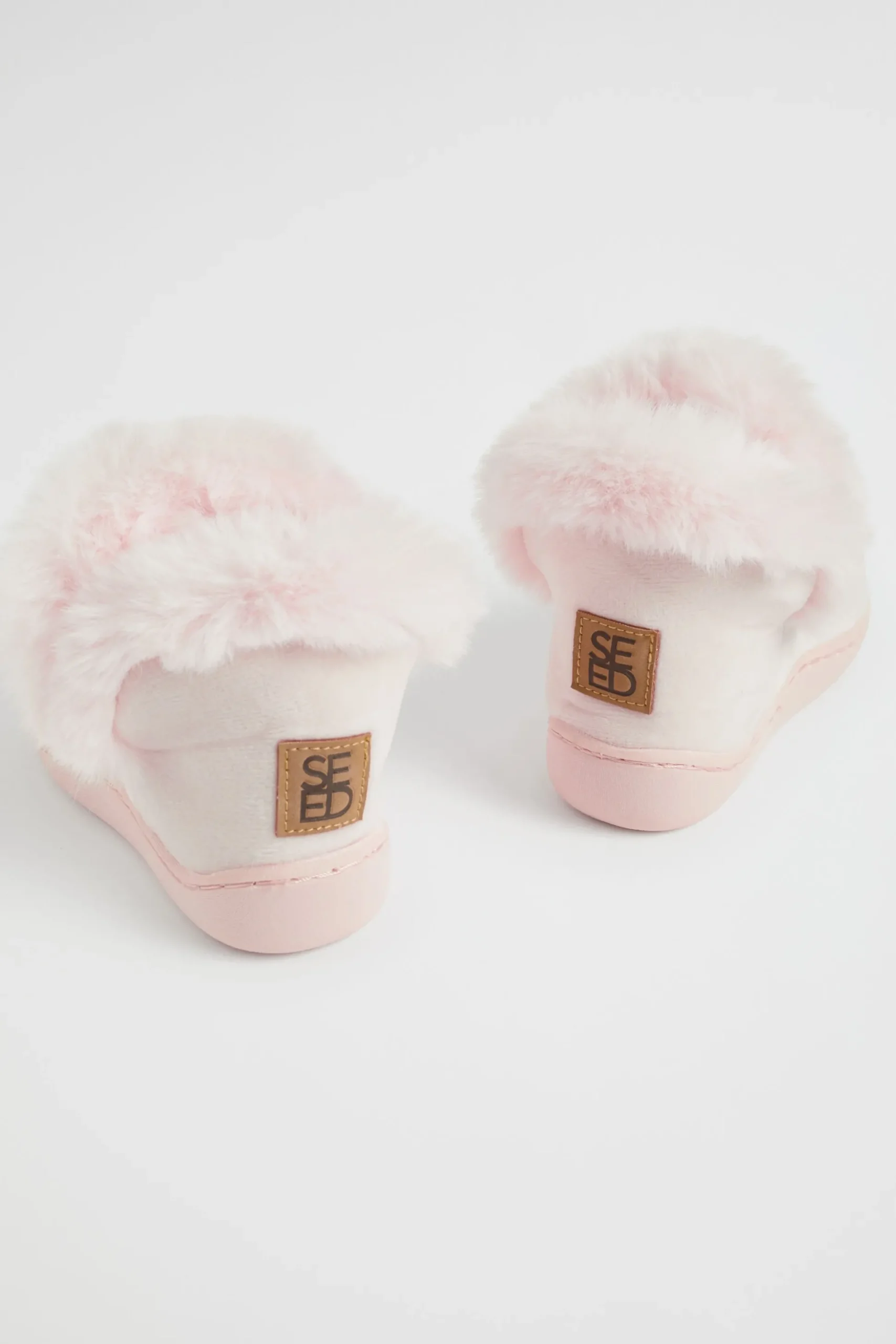 Seed Heritage Slippers-Fluffy House Boot Dusty Rose