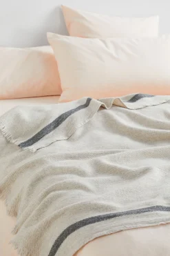 Seed Heritage Bedroom-Harlowe Throw Oat Marle