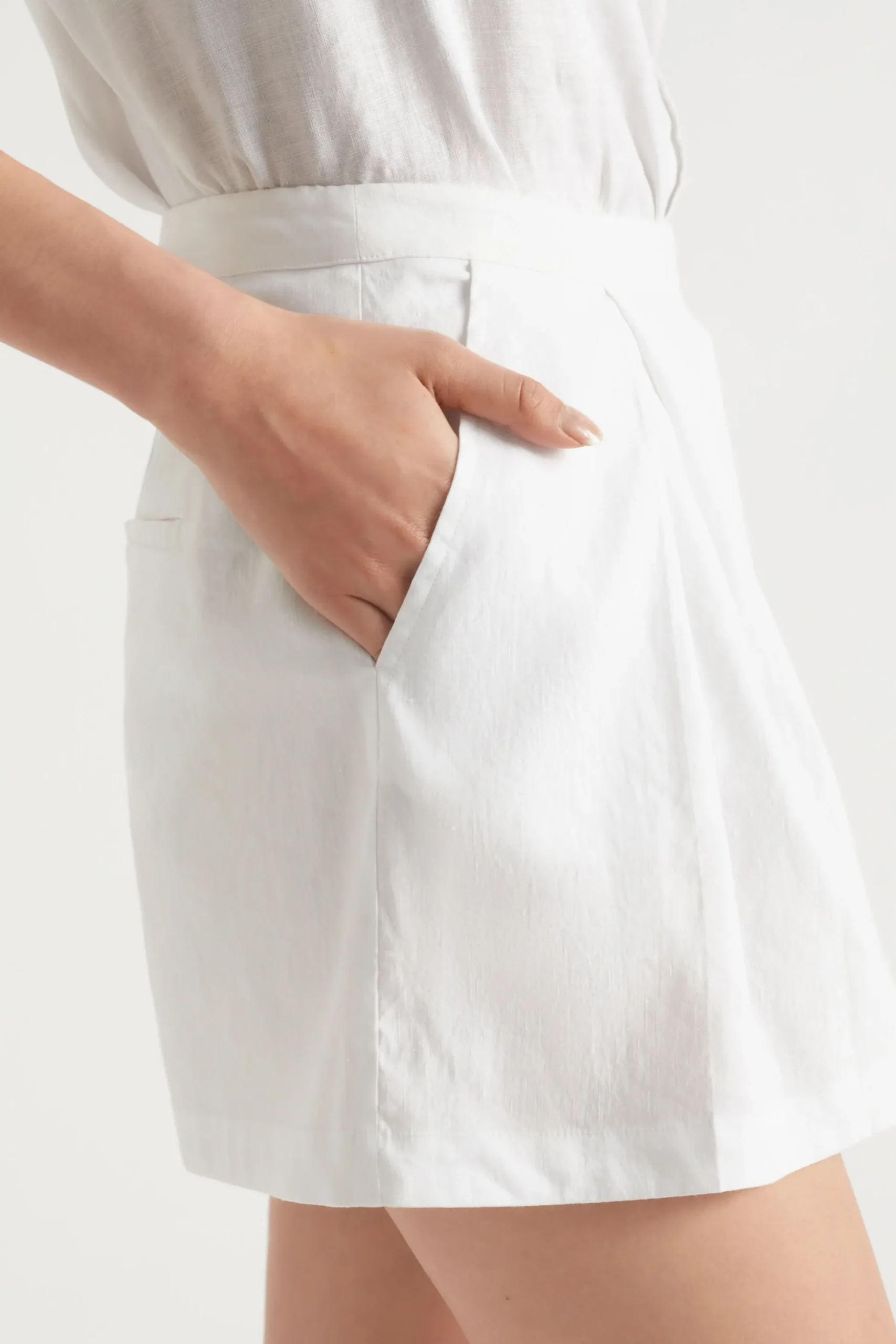 Seed Heritage Shorts-Pleat Front Short Whisper White
