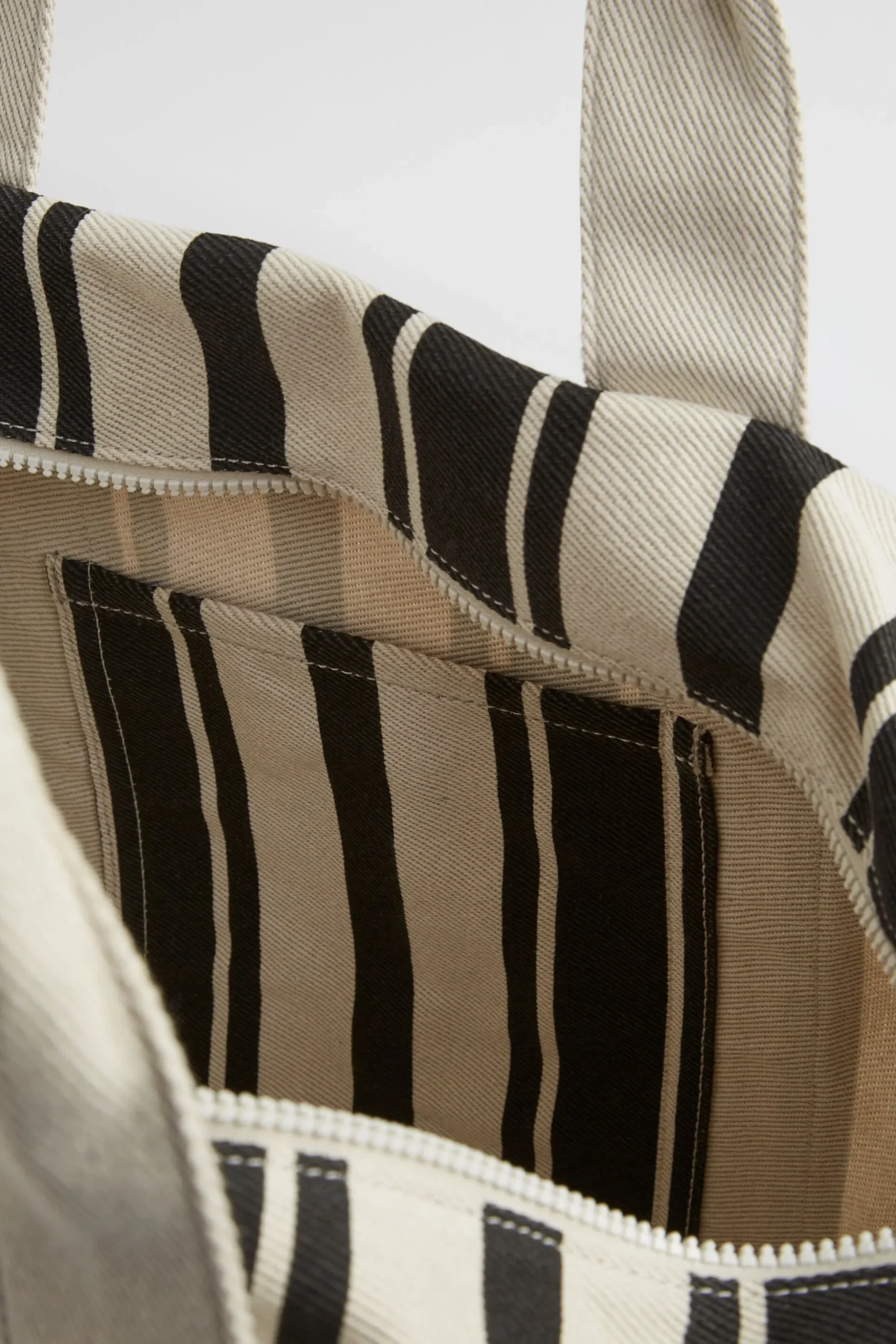 Seed Heritage Tote Bags-Seed Canvas Duffle Bag Black Natural